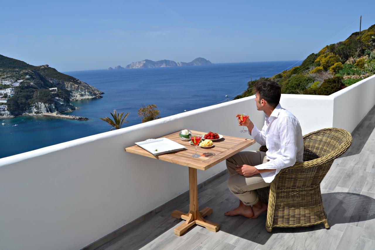 Maridea Casa Vacanza- Le Alcove Sul Mare Suites بونسا المظهر الخارجي الصورة