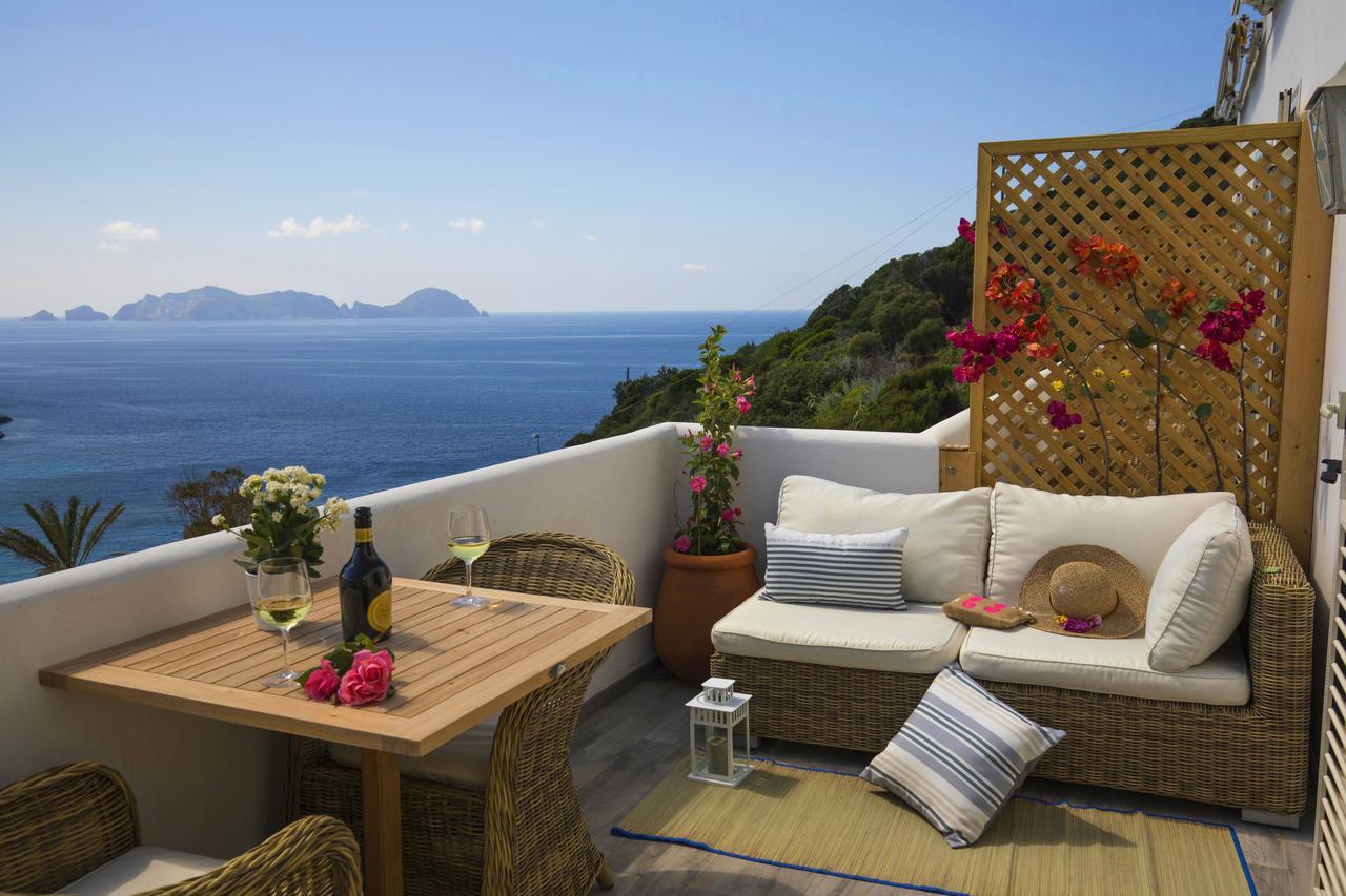 Maridea Casa Vacanza- Le Alcove Sul Mare Suites بونسا المظهر الخارجي الصورة