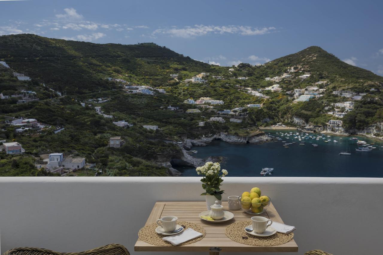 Maridea Casa Vacanza- Le Alcove Sul Mare Suites بونسا المظهر الخارجي الصورة