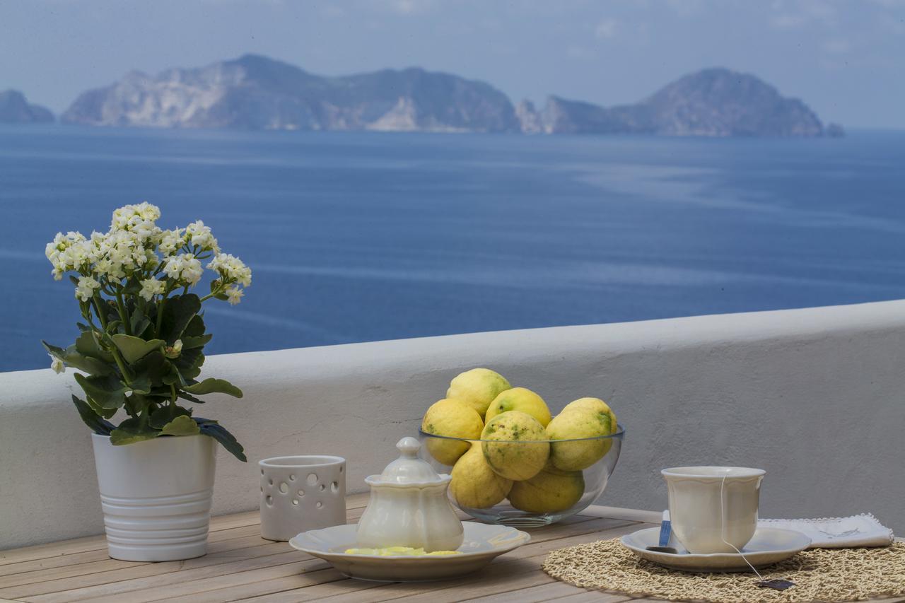 Maridea Casa Vacanza- Le Alcove Sul Mare Suites بونسا المظهر الخارجي الصورة
